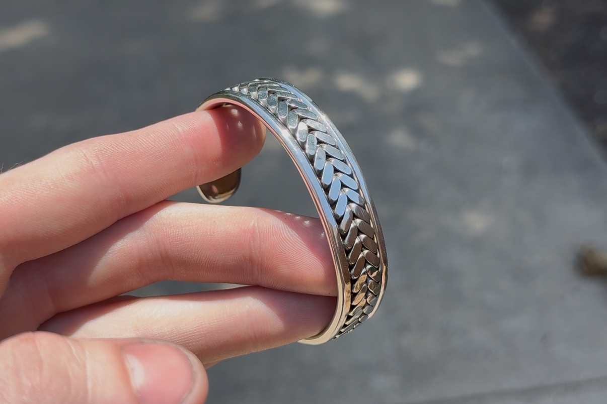 Stainless Double Twist Cuff